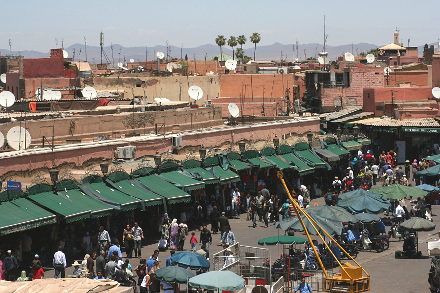 5591_Marrakech - Jamma El Fna en de daken van de Medina.jpg